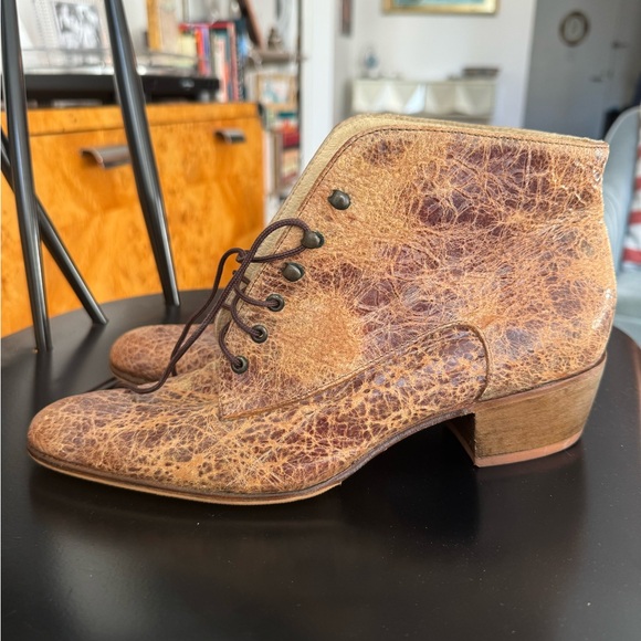 Artisan leather boots from Goodbye Folk, Mexico City - Picture 1 of 8